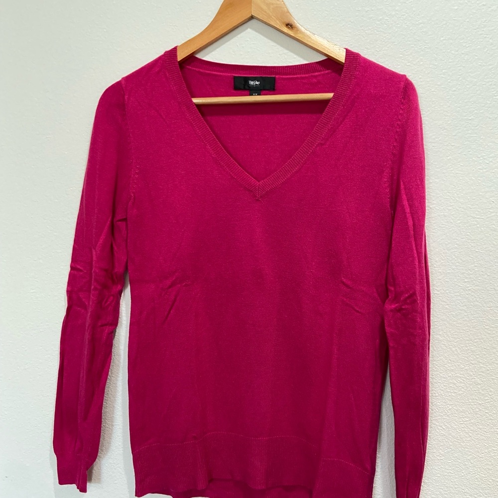 Mossimo Supply Co. V-Neck Sweater - Pink